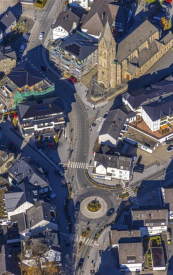 Aerial view, town centre with parish church St. Nikolaus in Olsberg, Sauerland, North Rhine-Westphalia, Germany, place of worship, city, DE, Europe, religious community, place of worship, holy place, church, parish, denomination, aerial view, aerial photography, aerial photography, Olsberg, town centre, religion, religious site, overview, bird's-eye view, birds-eyes view, overview