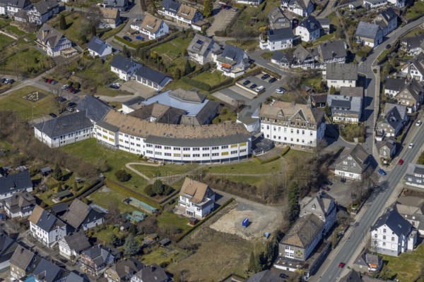 Aerial view, MVZ Medical Care Centre Bad Fredeburg, LWL Day Clinic Schmallenberg- Bad Fredeburg, Fredeburg, Schmallenberg, Sauerland, North Rhine-Westphalia, Germany, DE, Europe, healthcare, hospital, clinic, clinic centre, hospital, aerial photograph, aerial photography, aerial photography, medical facility, emergency service, overview, bird's-eye view, overview, medical care