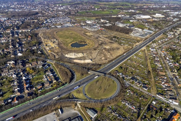 Aerial view, Former racecourse becomes a residential neighbourhood, Project Living by the lake at the trotting track, Hillerheide, Recklinghausen, Ruhr area, North Rhine-Westphalia, Germany, DE, Europe, birds-eyes view, aerial photography, aerial photography, overview, bird's eye view