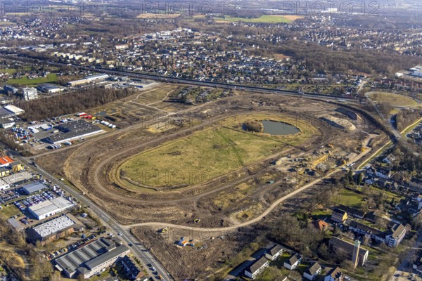 Aerial view, Former racecourse becomes a residential neighbourhood, Project Living by the lake at the trotting track, Hillerheide, Recklinghausen, Ruhr area, North Rhine-Westphalia, Germany, DE, Europe, birds-eyes view, aerial photography, aerial photography, overview, bird's eye view