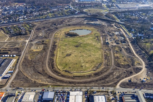 Aerial view, Former racecourse becomes a residential neighbourhood, Project Living by the lake at the trotting track, Hillerheide, Recklinghausen, Ruhr area, North Rhine-Westphalia, Germany, DE, Europe, birds-eyes view, aerial photography, aerial photography, overview, bird's eye view