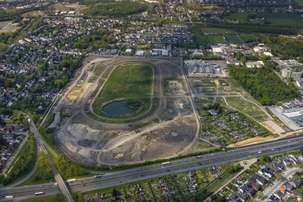 Aerial view of the former trotting track in the Hillerheide district, ISEK project Wohnen am Wasser, district development concept (ISEK) Hillerheide, Hillerheide, Recklinghausen, Ruhr area, North Rhine-Westphalia, Germany, DE, Europe, aerial view, birds-eyes view, aerial photograph, aerial photography, aerial photography, overview, bird's eye view