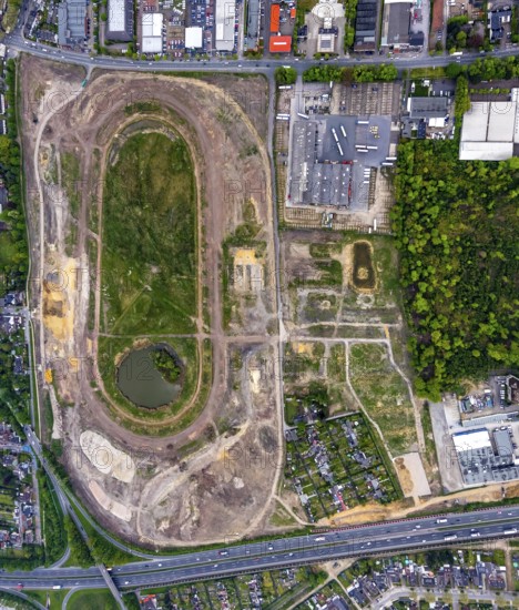 Aerial view of the former trotting track in the Hillerheide district, ISEK project Wohnen am Wasser, district development concept (ISEK) Hillerheide, Hillerheide, Recklinghausen, Ruhr area, North Rhine-Westphalia, Germany, DE, Europe, aerial view, birds-eyes view, aerial photograph, aerial photography, aerial photography, overview, bird's eye view