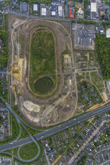 Aerial view of the former trotting track in the Hillerheide district, ISEK project Wohnen am Wasser, district development concept (ISEK) Hillerheide, Hillerheide, Recklinghausen, Ruhr area, North Rhine-Westphalia, Germany, DE, Europe, aerial view, birds-eyes view, aerial photograph, aerial photography, aerial photography, overview, bird's eye view