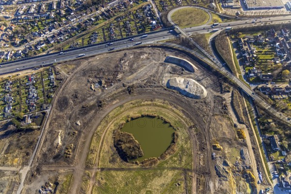 Aerial view, Former racecourse becomes a residential neighbourhood, Project Living by the lake at the trotting track, Hillerheide, Recklinghausen, Ruhr area, North Rhine-Westphalia, Germany, DE, Europe, birds-eyes view, aerial photography, aerial photography, overview, bird's eye view