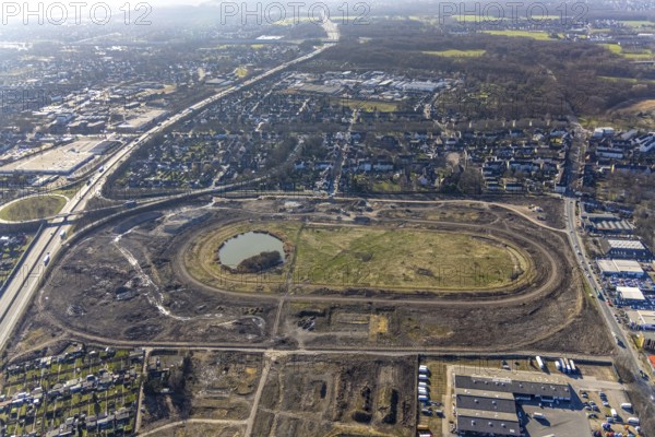 Aerial view, Former racecourse becomes a residential neighbourhood, Project Living by the lake at the trotting track, Hillerheide, Recklinghausen, Ruhr area, North Rhine-Westphalia, Germany, DE, Europe, birds-eyes view, aerial photography, aerial photography, overview, bird's eye view