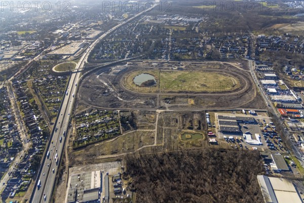 Aerial view, Former racecourse becomes a residential neighbourhood, Project Living by the lake at the trotting track, Hillerheide, Recklinghausen, Ruhr area, North Rhine-Westphalia, Germany, DE, Europe, birds-eyes view, aerial photography, aerial photography, overview, bird's eye view