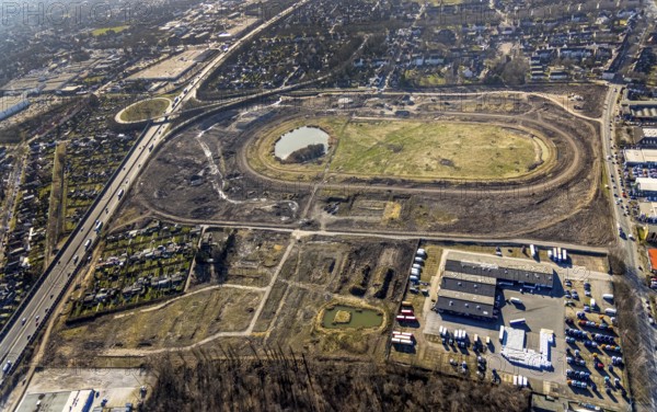 Aerial view, Former racecourse becomes a residential neighbourhood, Project Living by the lake at the trotting track, Hillerheide, Recklinghausen, Ruhr area, North Rhine-Westphalia, Germany, DE, Europe, birds-eyes view, aerial photography, aerial photography, overview, bird's eye view