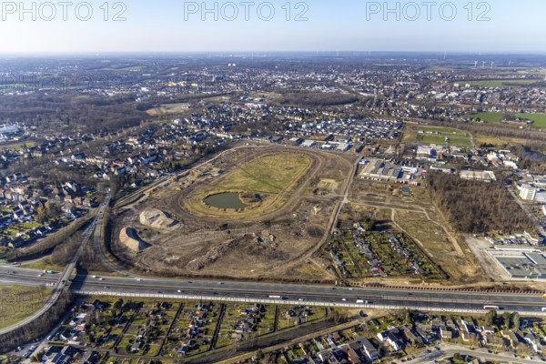 Aerial view, Former racecourse becomes a residential neighbourhood, Project Living by the lake at the trotting track, Hillerheide, Recklinghausen, Ruhr area, North Rhine-Westphalia, Germany, DE, Europe, birds-eyes view, aerial photography, aerial photography, overview, bird's eye view