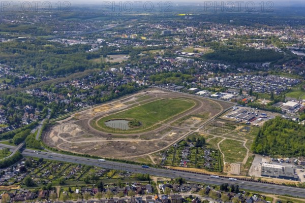 Aerial view of the former trotting track in the Hillerheide district, ISEK project Wohnen am Wasser, district development concept (ISEK) Hillerheide, Hillerheide, Recklinghausen, Ruhr area, North Rhine-Westphalia, Germany, DE, Europe, aerial view, birds-eyes view, aerial photograph, aerial photography, aerial photography, overview, bird's eye view