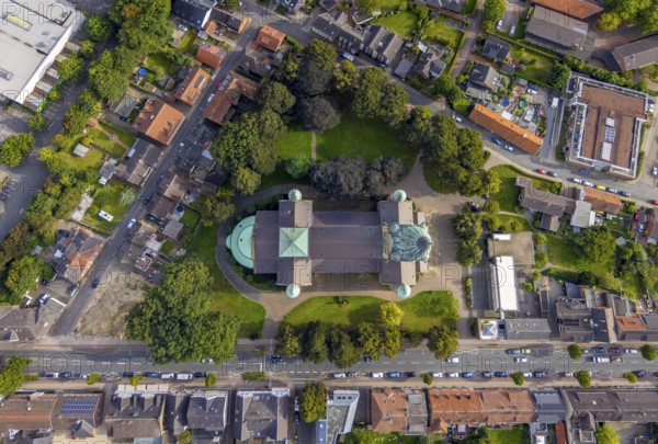Aerial view, St. Anthony's Basilica Catholic Church in Rheine City in Rheine, Münsterland, North Rhine-Westphalia, Germany, place of worship, DE, Europe, religious community, place of worship, holy place, church, parish, denomination, aerial photograph, aerial photography, aerial photography, religion, religious site, Rheine, overview, bird's-eye view, birds-eyes view, neo-Romanesque church building, overview