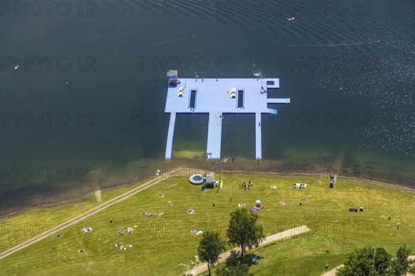 Aerial view, Biggesee, Camping Biggesee - Vier Jahreszeiten, bathers on pontoon, Sondern, Olpe, Sauerland, North Rhine-Westphalia, Germany, excursion boat, bathing platform, bathing fun, Biggetalsperre, boats, boat landing stage, DE, Europe, aerial view, aerial photography, aerial photography, pontoon, lake, reservoir, dam, overview, bird's-eye view, overview
