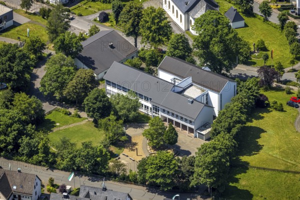 Aerial photo, catholic primary school Franz-Hitze-Schule, Rhode, Olpe, Sauerland, North Rhine-Westphalia, Germany, education, educational institution, DE, Europe, primary school, teaching institute, aerial photo, aerial photography, aerial photography, school, overview, bird's-eye view, overview