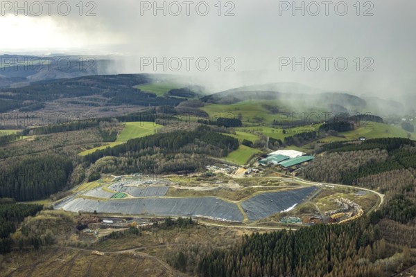 Aerial view, Olper Entsorgungszentrum GmbH, Oberveischede Unterneger, Olpe, Sauerland, Kreis Olpe, North Rhine-Westphalia, Germany, DE, Europe, composting plant Olpe, aerial view, aerial photography, aerial photography, recycling centre, overview, bird's-eye view, overview, landfill, landfill site