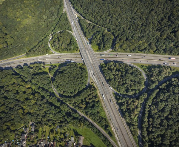 Aerial view, motorway junction Oberhausen with A2 and A3 in the district Königshardt in Oberhausen, Ruhr area, North Rhine-Westphalia, Germany, motorway junction, DE, Europe, cloverleaf shape, aerial view, aerial photography, aerial photography, Oberhausen, overview, bird's eye view, birds-eyes view, overview