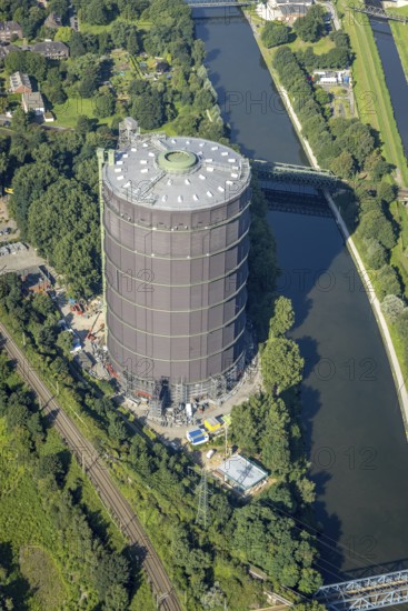 Aerial view, Gasometer Oberhausen at the Rhine-Herne Canal in Borbeck, Oberhausen, Ruhr area, North Rhine-Westphalia, Germany, DE, Europe, gasometer, culture, art, aerial photography, aerial photography, aerial view, sight, overview, venue, event location, bird's eye view, birds-eyes view, cultural use, overview