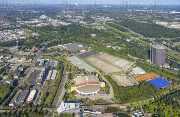 Aerial view, Centro Oberhausen shopping centre with gasometer and König-Pilsener-ARENA as well as the LUDWIGGALERIE Schloss Oberhausen in Borbeck, Oberhausen, Ruhr area, North Rhine-Westphalia, Germany, DE, shopping centre, shopping mall, shopping mile, shopping markets, shopping square, shopping centre, Europe, aerial view, aerial photography, aerial photography, museum, OTHC Oberhausener Tennis Hockey-Club, castle, shopping, shopping centre, tennis, tennis facility, tennis courts, overview, bird's eye view, birds-eyes view, overview