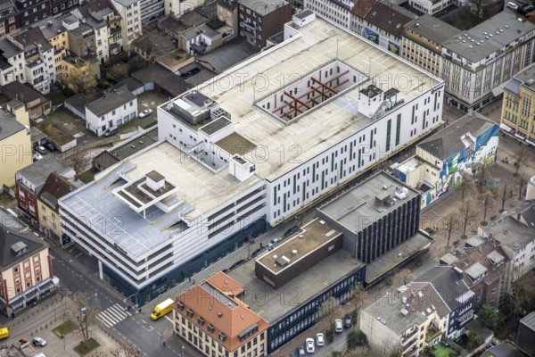 Aerial view, hotel of the Plaza-Group, former building Galeria Kaufhof, Marktstraße, city centre, Oberhausen, Ruhr area, North Rhine-Westphalia, Germany, DE, Europe, gastronomy, hotel, hotel facilities, hotel business, aerial view, aerial photography, aerial photography, multi-storey car park, overview, bird's-eye view, overview