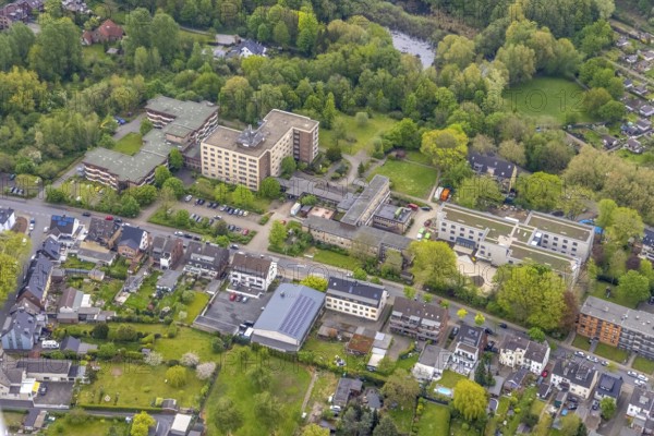 Aerial photo, ASO Oberhausen - Louise-Schroeder-Heim, construction site new nursing home extension, Rothebusch, Oberhausen, Ruhr area, North Rhine-Westphalia, Germany, nursing home, retirement home, old people's home, construction work, construction area, building site, building plots, construction project, construction project, construction site, care and nursing, DE, Europe, aerial view, aerial photography, aerial photography, new building, nursing service, nursing facility, retirement home, retirement home, retirement home, retirement centre, Siepenstraße, overview, bird's eye view, birds-eyes view, overview