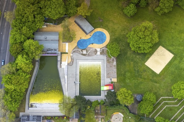 Aerial view, Revierpark Vonderort with Solbad Vonderort in Osterfeld, algae in swimming pool, Oberhausen, Ruhr area, North Rhine-Westphalia, Germany, bathing establishment, bathing resort, DE, Europe, leisure activities, aerial view, aerial photography, aerial photography, swimming pool, overview, bird's eye view, wellness centre, birds-eyes view, overview