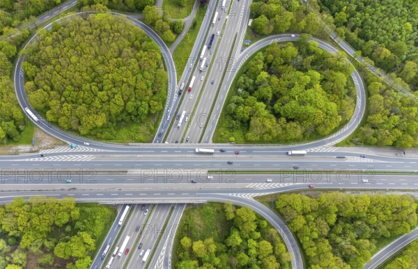 Aerial view, motorway junction Oberhausen, Sterkrader Wald, planned tangent, Alsfeld, Oberhausen, Ruhr area, North Rhine-Westphalia, Germany, motorway A2, motorway A3, motorway junction, DE, Europe, aerial view, aerial photography, aerial photography, overview, bird's-eye view, overview