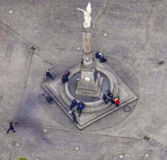 Aerial view, Altmarkt with Victory Column and Angel of Peace in the city centre, Oberhausen, Ruhr area, North Rhine-Westphalia, Germany, DE, Europe, aerial view, aerial photography, aerial photography, sight, statue, column, overview, bird's-eye view, historical sight, overview