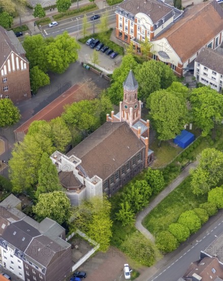 Aerial view, renovation at Christuskirche Alt-Oberhausen, city centre, Oberhausen, Ruhr area, North Rhine-Westphalia, Germany, place of worship, construction site, DE, Europe, religious community, place of worship, holy place, church, church community, denomination, aerial view, aerial photography, aerial photography, religion, religious site, renovation, redevelopment, overview, bird's-eye view, birds-eyes view, overview