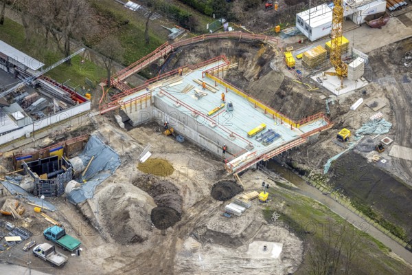 Aerial view, construction site bridge over the main canal at Erlenstraße, Schwarze Heide, Oberhausen, Ruhr area, North Rhine-Westphalia, Germany, construction work, construction area, construction site, building plots, construction project, construction site, bridge, DE, Europe, aerial view, aerial photography, aerial photography, new building, overview, bird's-eye view, overview