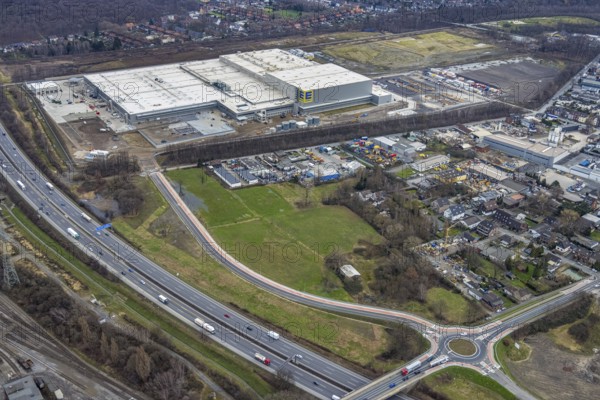 Aerial view, roundabout Weißensteinstraße on the A3, Edeka central warehouse Oberhausen, Schwarze Heide, Oberhausen, Ruhr area, North Rhine-Westphalia, Germany, DE, Europe, freight traffic, roundabout, roundabout, logistics, logistics service, logistics service provider, logistics centre, aerial view, aerial photography, aerial photography, road traffic, overview, bird's eye view, Waldteichstraße, birds-eyes view, overview
