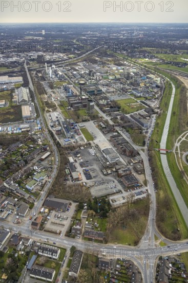 Aerial view, OQ Chemicals Werk Ruhrchemie, formerly OXEA, chemical plant, Holten, Oberhausen, Ruhr area, North Rhine-Westphalia, Germany, DE, Europe, distant view, commercial enterprises, commercial area, commercial park, commercial site, commercial use, industrial area, industrial building, industrial site, aerial photograph, aerial photography, aerial photography, Otto-Roelen-Straße, Polimeri Europa chemical plant, overview, Versalis, bird's-eye view, birds-eyes view, formerly Oxea, overview