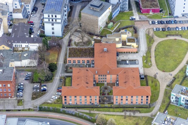 Aerial view, Gute Hoffnung Seniorenzentrum, Reinhold-Krohn-Park, Sterkrade Mitte, Oberhausen, Ruhr area, North Rhine-Westphalia, Germany, retirement home, old people's home, authority, care and nursing, DE, Europe, aerial view, aerial photography, aerial photography, care facility, town hall, retirement home, senior citizens' residence, senior citizens' home, senior citizens' centre, overview, bird's eye view, residential park, birds-eyes view, overview