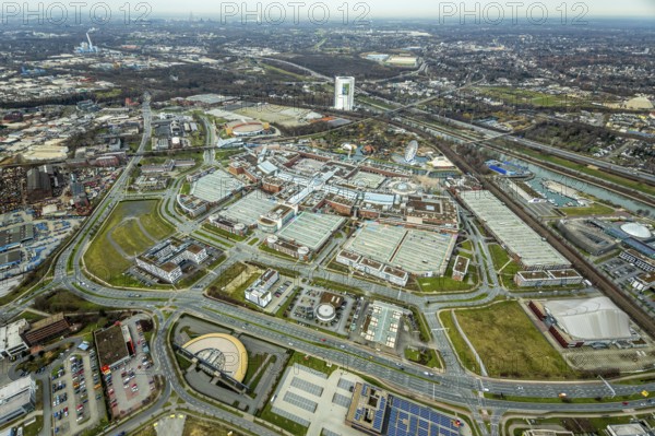 Aerial view, CentrO Oberhausen shopping centre, renovation work on the covered gasometer, Borbeck, Oberhausen, Ruhr area, North Rhine-Westphalia, Germany, DE, shopping, shopping centre, shopping markets, shopping square, shopping centre, Europe, aerial view, aerial photography, aerial photography, renovation work, Ferris wheel, shopping, shopping, shopping centre, overview, bird's-eye view, bird's-eye view, overview
