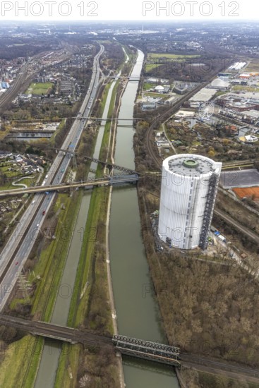 Aerial view, gasometer renovation measures, covered gasometer at CentrO, Rhine-Herne Canal. River Emscher, Borbeck, Oberhausen, Ruhr area, North Rhine-Westphalia, Germany, DE, Europe, industrial monument, culture, art, aerial view, aerial photography, aerial photography, overview, events, venue, event location, event centre, bird's eye view, birds-eyes view, cultural use, overview