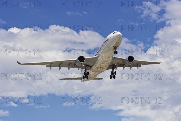 Passenger plane on landing approach, Montreal, Province of Quebec, Canada