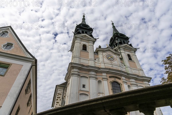 Baroque church with two towers under a cloudy sky, Pöstlingsbergkirche pilgrimage basilica Sieben Schmerzen Maria Linz Upper Austria Austria