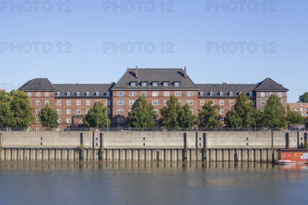 Old brick residential building, Veddel, Hamburg, Germany