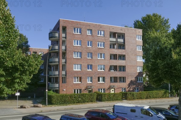Old brick residential building, Veddel, Hamburg, Germany