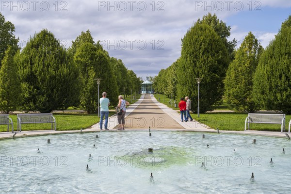 Path to the Monopteros columned temple, spa gardens, Bad Staffelstein, Upper Franconia, Franconia, Bavaria, Germany