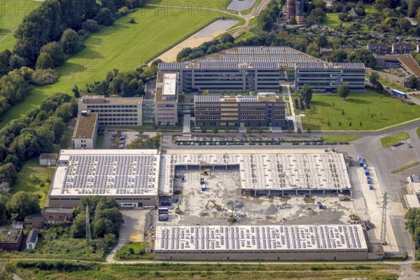Aerial view of the demolition of Aldi-Nord in Styrum - Süd, ALDI Süd headquarters, Mülheim an der Ruhr, Ruhr area, North Rhine-Westphalia, Germany, DE, Europe, aerial photo, birds-eyes view, aerial photography, aerial photography, overview, overview, bird's eye view