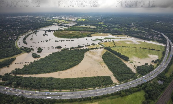 Aerial photo, Ruhr flood, flooding, Ruhrbogen between Oberhausen-Alstaden and Mülheim, Alstaden, Oberhausen, Ruhr area, North Rhine-Westphalia, Germany, Duisburg, DE, Europe, birds-eyes view, aerial photo, aerial photography, aerial photography, overview, overview, bird's eye view, floods, floods of the century
