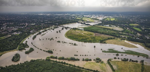Aerial photo, Ruhr flood, flooding, Ruhrbogen between Oberhausen-Alstaden and Mülheim, Alstaden, Oberhausen, Ruhr area, North Rhine-Westphalia, Germany, Duisburg, DE, Europe, birds-eyes view, aerial photo, aerial photography, aerial photography, overview, overview, bird's eye view, floods, floods of the century