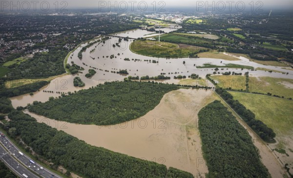 Aerial photo, Ruhr flood, flooding, Ruhrbogen between Oberhausen-Alstaden and Mülheim, Alstaden, Oberhausen, Ruhr area, North Rhine-Westphalia, Germany, Duisburg, DE, Europe, birds-eyes view, aerial photo, aerial photography, aerial photography, overview, overview, bird's eye view, floods, floods of the century