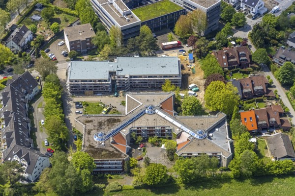 Aerial view, construction site and new building at evang. Wohnstift Raadt, Holthausen - Südost, Mülheim an der Ruhr, Ruhr area, North Rhine-Westphalia, Germany, retirement home, old people's home, construction work, construction area, building site, building plots, construction project, construction site, care and nursing, DE, Europe, aerial view, aerial photography, aerial photography, new building, Parsevalstraße, care facility, retirement home, retirement residence, retirement home, retirement centre, overview, bird's eye view, bird's eye view, overview