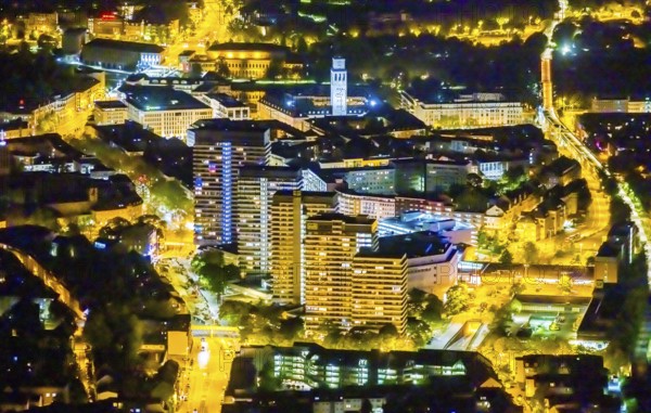 Aerial view, Technical Town Hall and Forum City Mülheim shopping centre Hans-Böckler-Platz, historic town hall, Altstadt II, Mülheim an der Ruhr, Ruhr area, North Rhine-Westphalia, Germany, authority, DE, twilight photography, shopping centre, shopping square, shopping centre, Europe, central station, skyscrapers, light pollution, aerial view, aerial photography, aerial photography, night, night shot, night flight, cycle highway, town hall, shopping, shopping centre, tower, overview, bird's-eye view, illuminated streets, birds-eyes view, nightflight, overview