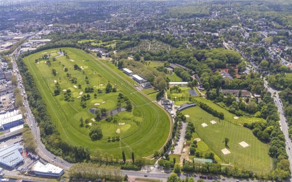 Aerial view, Raffelberg racecourse with golf course inside, Speldorf - Northwest, Mülheim an der Ruhr, Ruhr area, North Rhine-Westphalia, Germany, Akazienallee, DE, Europe, golf, golf course, golf club, Raffelberg golf club, golf course, golf meadow, aerial view, aerial photography, aerial photography, equestrian sports, racecourse, Ruhrorter Straße, sport, overview, bird's-eye view, overview