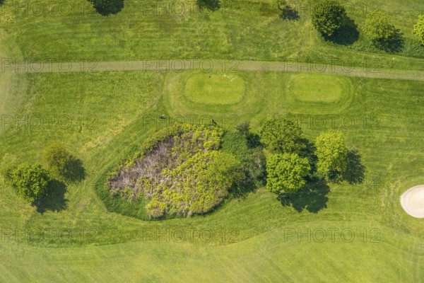 Aerial view, Raffelberg racecourse with golf course inside, Speldorf - Northwest, Mülheim an der Ruhr, Ruhr area, North Rhine-Westphalia, Germany, Akazienallee, DE, Europe, golf, golf course, golf club, Raffelberg golf club, golf course, golf meadow, aerial view, aerial photography, aerial photography, equestrian sports, racecourse, Ruhrorter Straße, sport, overview, bird's-eye view, overview
