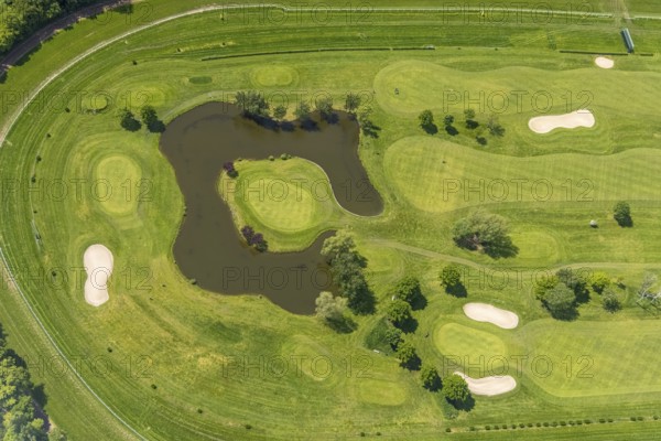 Aerial view, Raffelberg racecourse with golf course inside, Speldorf - Northwest, Mülheim an der Ruhr, Ruhr area, North Rhine-Westphalia, Germany, Akazienallee, DE, Europe, golf, golf course, golf club, Raffelberg golf club, golf course, golf meadow, aerial view, aerial photography, aerial photography, equestrian sports, racecourse, Ruhrorter Straße, sport, overview, bird's-eye view, overview