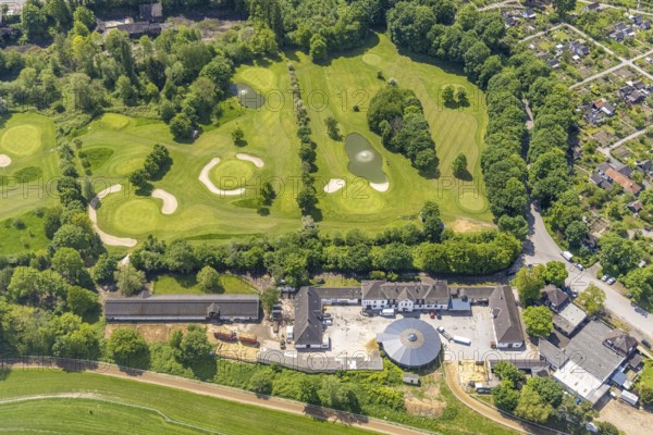 Aerial view, Raffelberg racecourse with golf course inside, Speldorf - Northwest, Mülheim an der Ruhr, Ruhr area, North Rhine-Westphalia, Germany, Akazienallee, DE, Europe, golf, golf course, golf club, Raffelberg golf club, golf course, golf meadow, aerial view, aerial photography, aerial photography, equestrian sports, racecourse, Ruhrorter Straße, sport, overview, bird's-eye view, overview