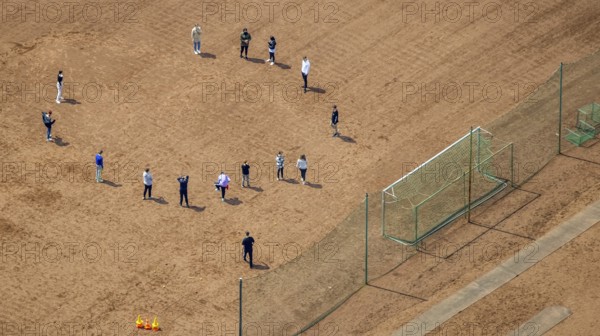 Aerial view, teenagers on sports field of Broich secondary school, Broich - Ost, Mülheim an der Ruhr, Ruhr area, North Rhine-Westphalia, Germany, DE, Europe, aerial view, aerial photography, aerial photography, secondary school, school, sports field, overview, bird's-eye view, overview