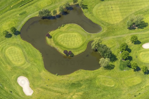 Aerial view, Raffelberg racecourse with golf course inside, Speldorf - Northwest, Mülheim an der Ruhr, Ruhr area, North Rhine-Westphalia, Germany, Akazienallee, DE, Europe, golf, golf course, golf club, Raffelberg golf club, golf course, golf meadow, aerial view, aerial photography, aerial photography, equestrian sports, racecourse, Ruhrorter Straße, sport, overview, bird's-eye view, overview